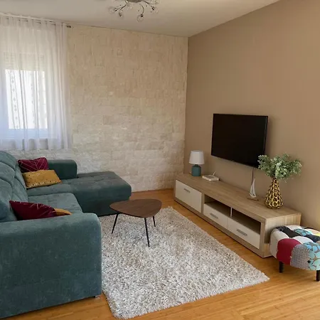 Atlantis Apartment