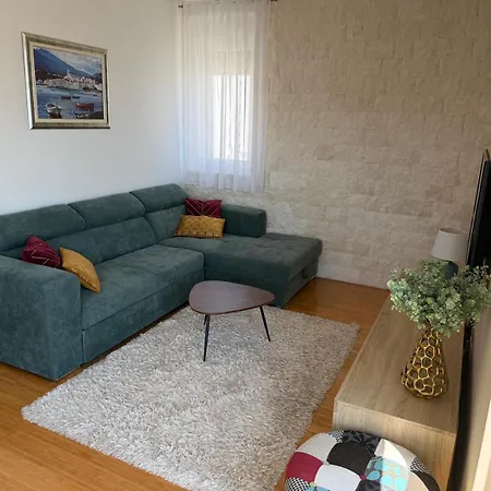 Atlantis Apartment