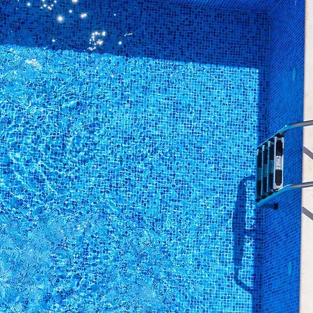 Atlantis Apartment *