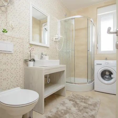 Atlantis Apartment